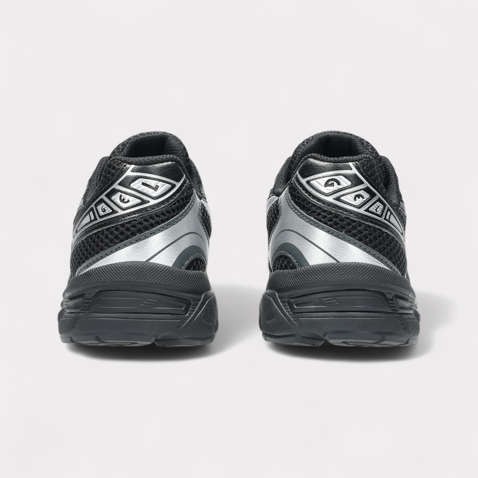 GEL-1130 - Black Pure Silver (GS)