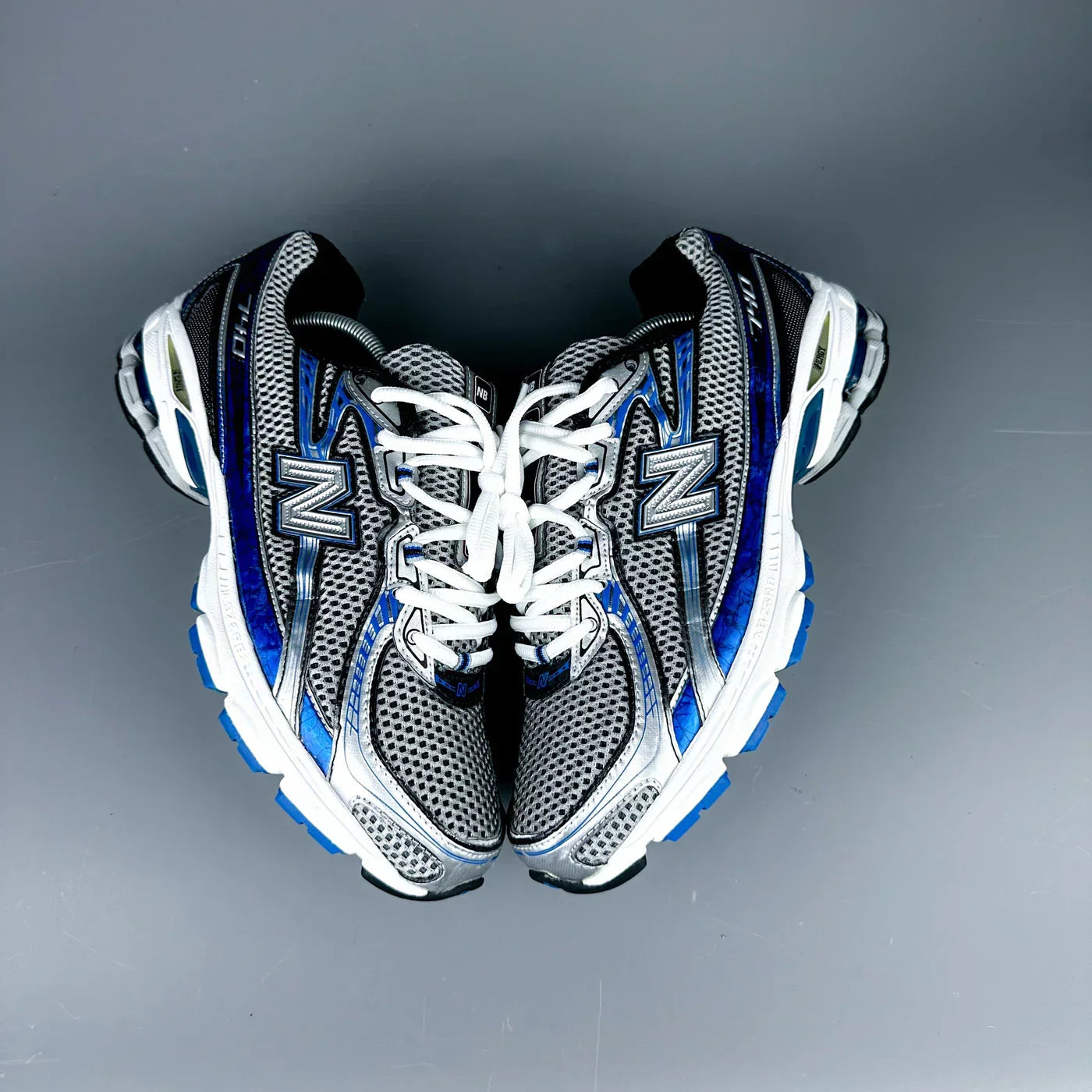 New Balance 740 Bleu Foncé