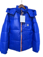 Doudoune Moncler courte à capuche Montbeliard